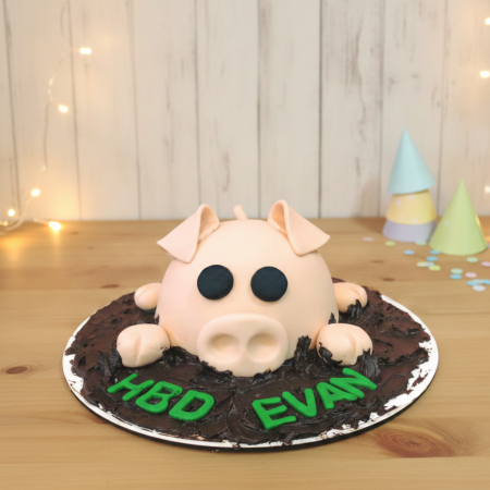 3D Pig Celebration Party Cake - 750g Dessert in chocolate mud
