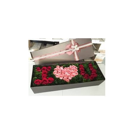 ROSE IN BOX 08