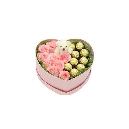 Caja de corazón rosas chocolates oso