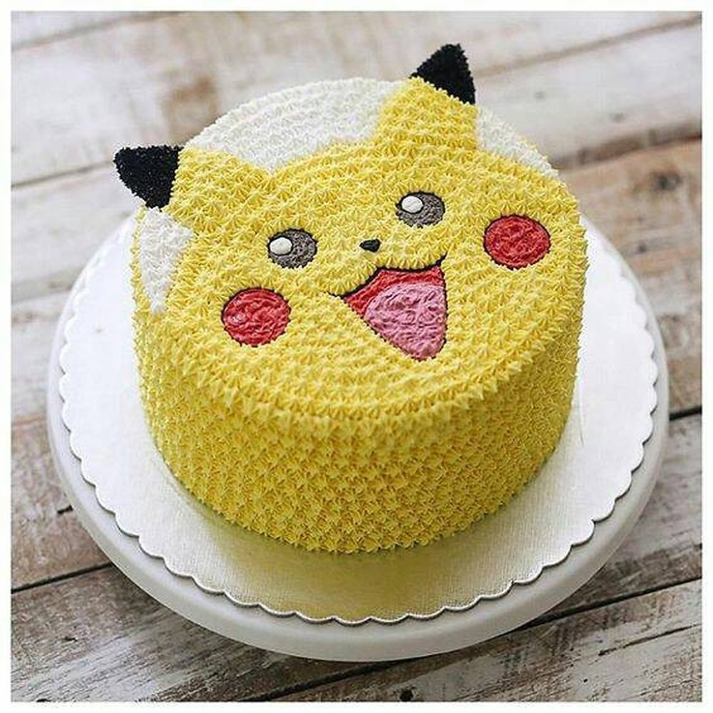 Torta a tema personaggio Pikachu giallo