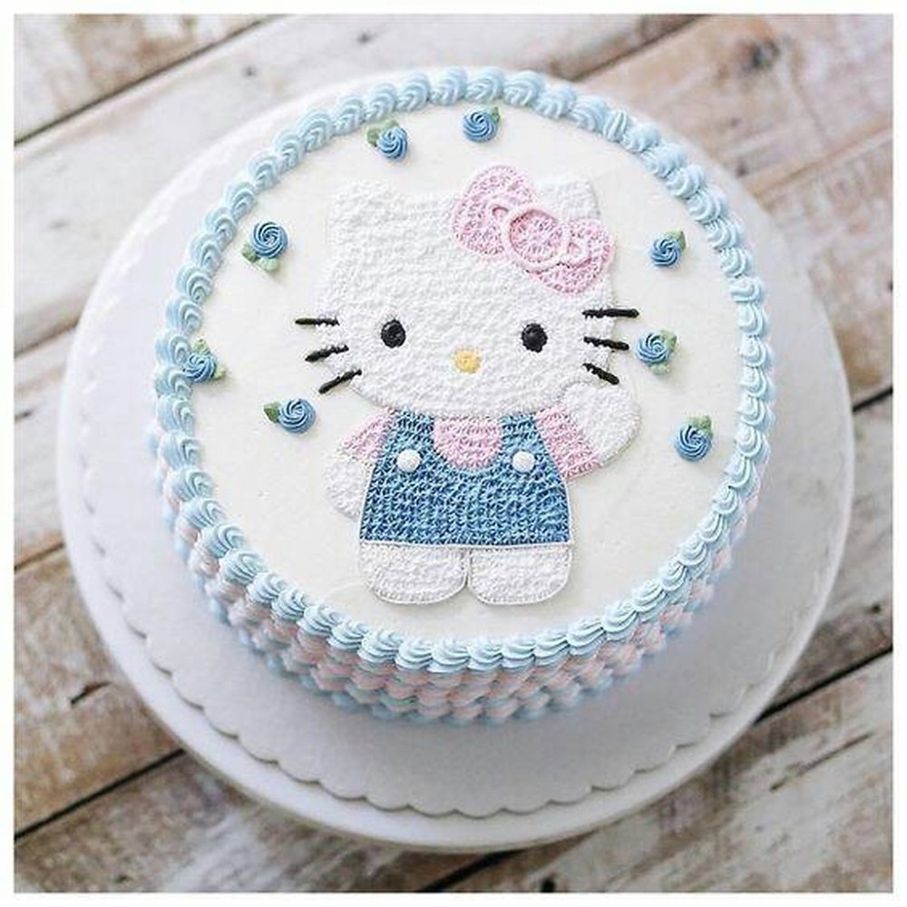 Birthday cake for ten people