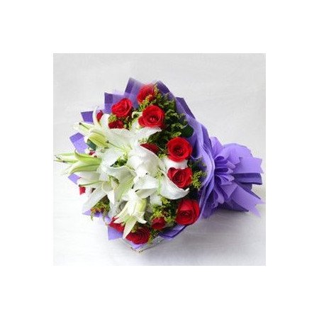 Mixed Bouquet – 2 White Lilies & 10 Red Roses in Pattaya Mixed Bouquet – 2 White Lilies & 10 Red Roses in Pattaya