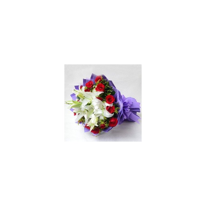 Mixed Bouquet – 2 White Lilies & 10 Red Roses in Pattaya Mixed Bouquet – 2 White Lilies & 10 Red Roses in Pattaya