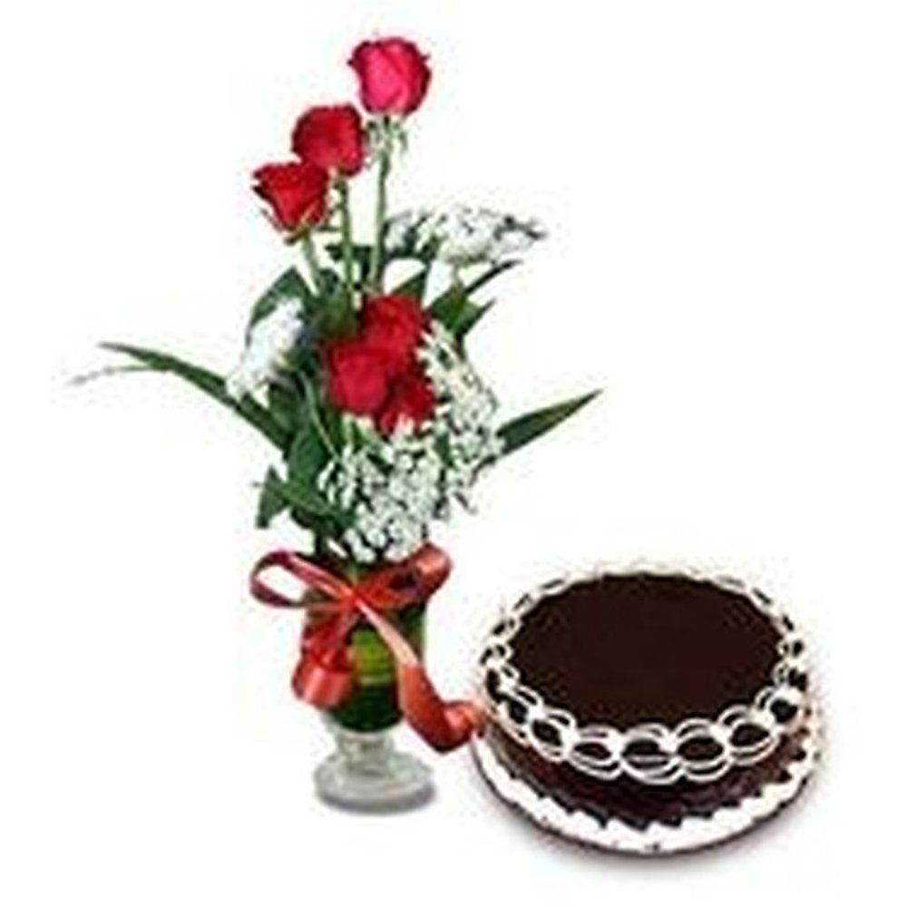 Ensemble miniature rose vase et gâteau
