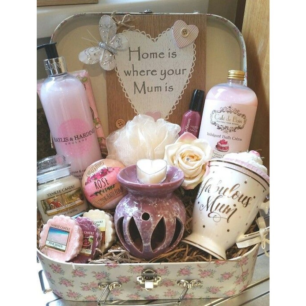 Luxury bath and body gift set