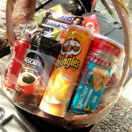 GIFT BASKET