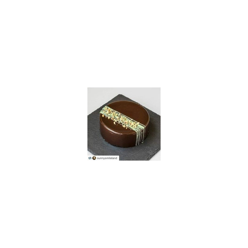  Premium Chocolate Celebration Cake – 1800g for 5 Persons | GiftPattaya Cakes - Foto 1