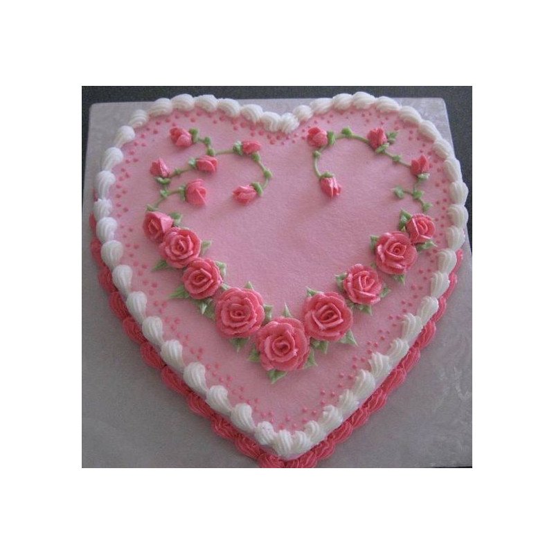 Romantic Rose Heart Cake – 5 Person, 1800gCakesRomantic Rose Heart Cake – 5 Person, 1800g | Elegant Love Cake Pattaya