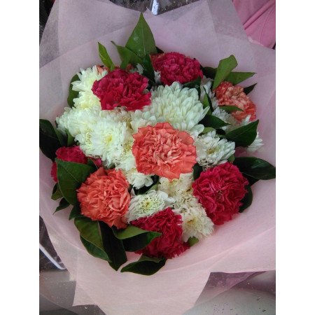 15 Mixed Carnations Bouquet – Elegant Floral Gift in Pattaya 15 Mixed Carnations Bouquet – Elegant Floral Gift in Pattaya