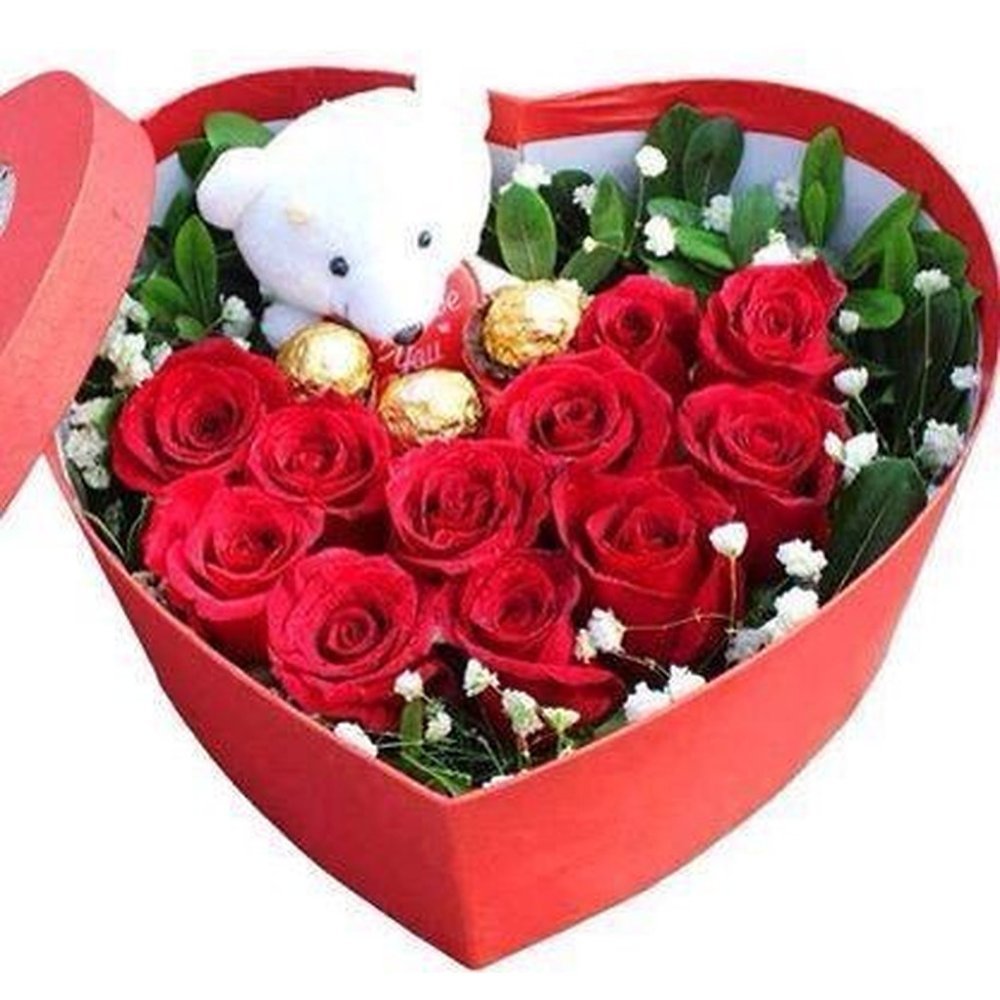 Heart box red roses teddy