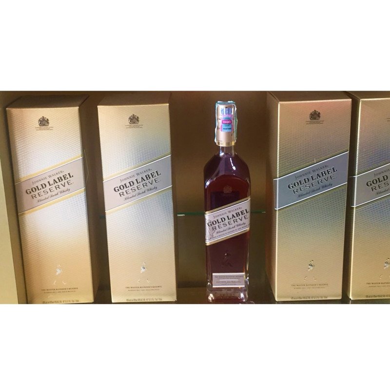 JOHNNIE WALKER GOLD LABEL RESERVE  750 ML