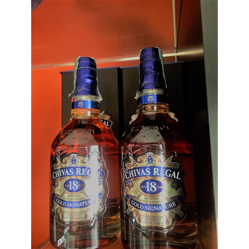 CHIVAS REGAL GOLD SIGNATURE 70 CL