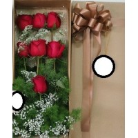 7 roses in box