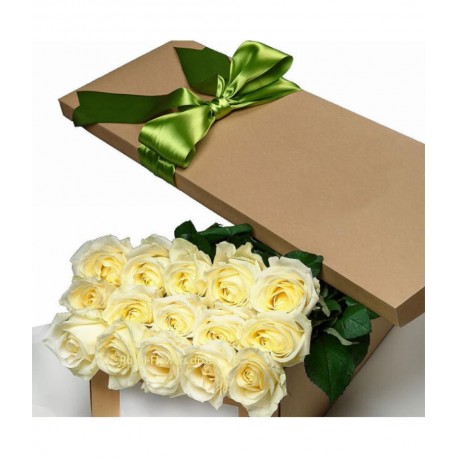 8 roses in box