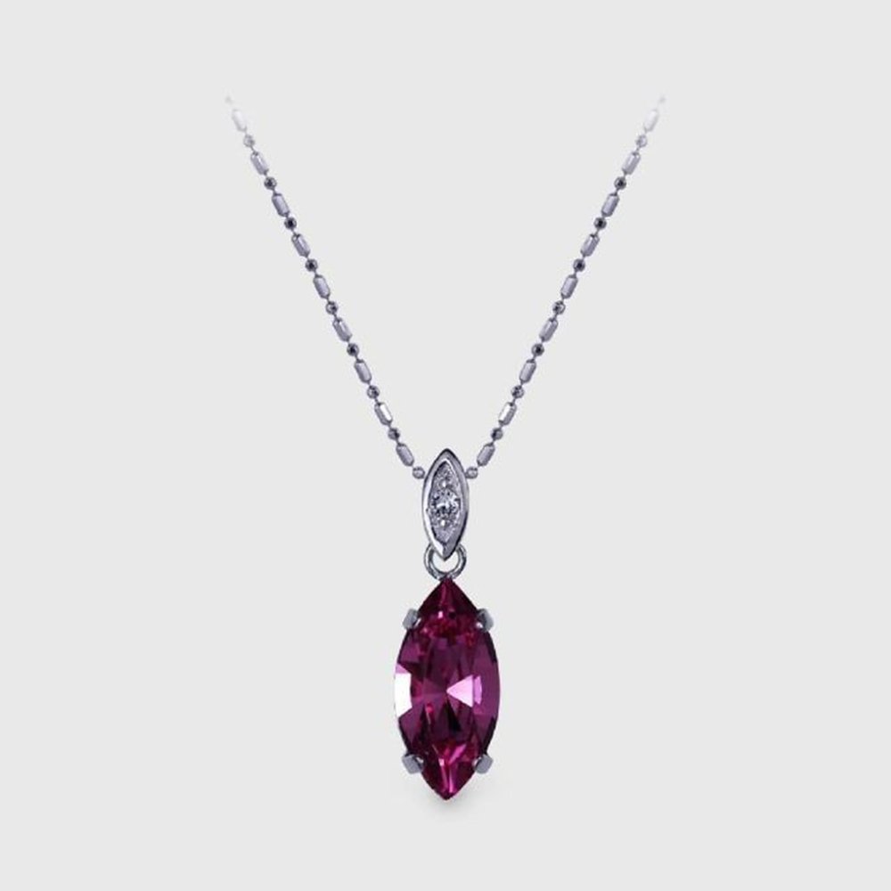 Collana con pendente in pietra preziosa magenta taglio a pera