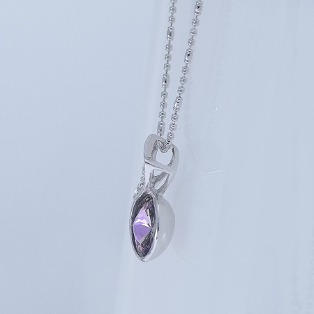 Necklace adorned with Crystals - 2 Kristallhalsband | Fantastisk smyckeskollektionHöj din stil med vårt fantastiska halsband pry