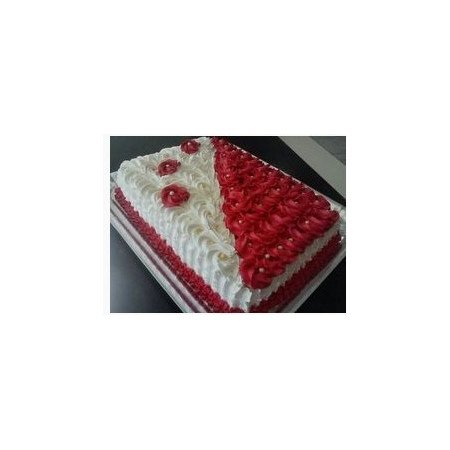 Birthday Cake – 5 Person, 1800g Birthday Cake – 5 Person, 1800g | Elegant Celebration Cake Pattaya
