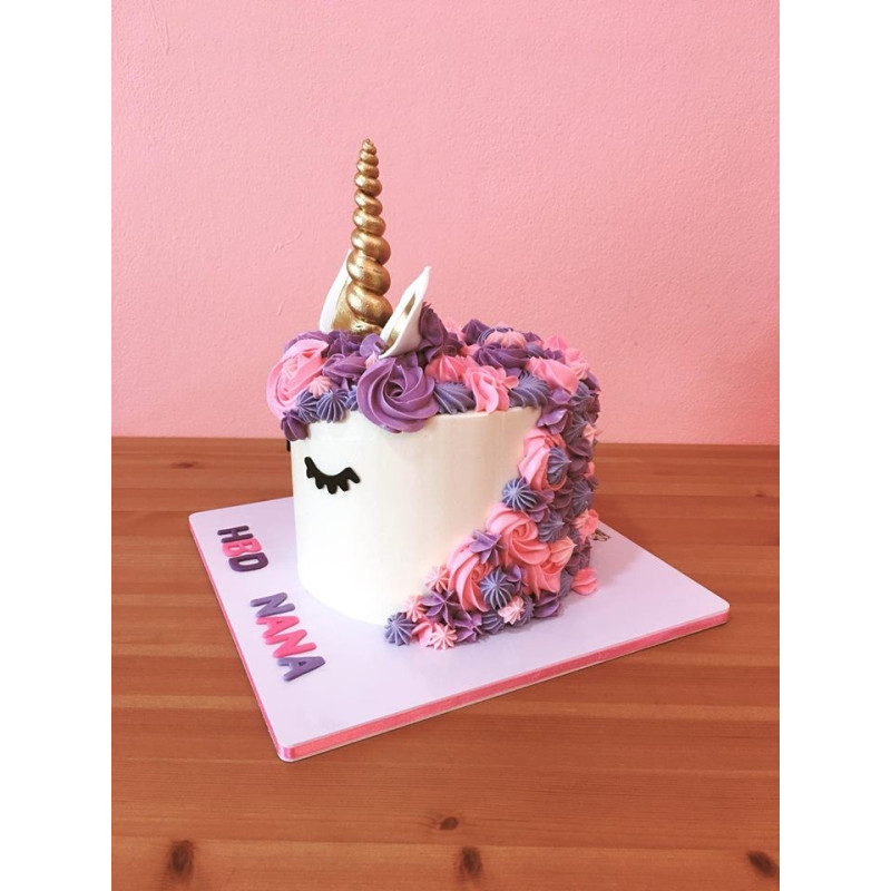  3D Party Cake 3P 1100g – Magical Unicorn Design| delivery in Pattaya Cakes - Foto 1