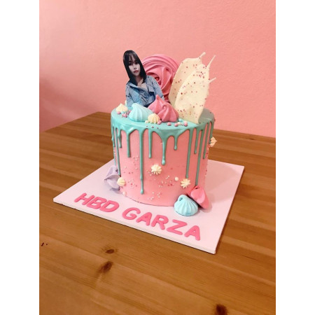  3D Party Cake 2P 750g – Colorful Drip Celebration| delivery in Pattaya Cakes - Foto 1