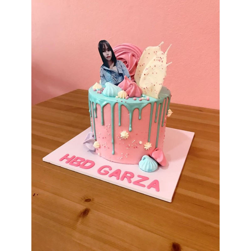  3D Party Cake 2P 750g – Colorful Drip Celebration| delivery in Pattaya Cakes - Foto 1