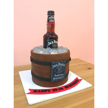  3D Party Cake 2P 750g – Whiskey Barrel Celebration| delivery in Pattaya Cakes - Foto 2