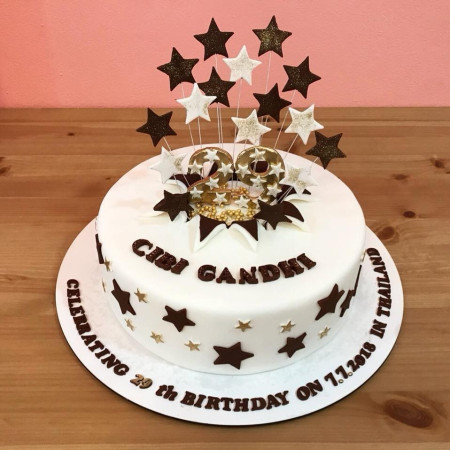  3D Party Cake 2P 750g – Star Celebration Design| delivery in Pattaya Cakes - Foto 1