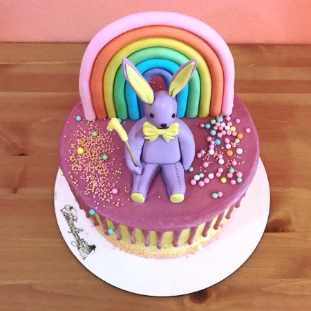  Cake Animals 3D Size 3P 1100g – Bunny & Rainbow Celebration Design (5 Days Delivery) Cakes - Foto 1