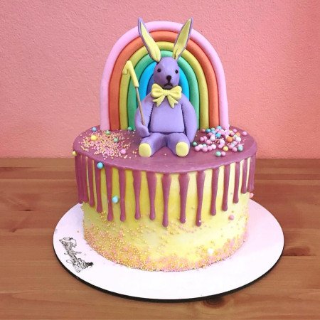  Cake Animals 3D Size 3P 1100g – Bunny & Rainbow Celebration Design (5 Days Delivery) Cakes - Foto 2