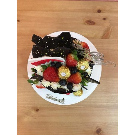  3D Celebration Cake 1100 g – Chocolate Drip & Berry Elegance Cakes - Foto 2