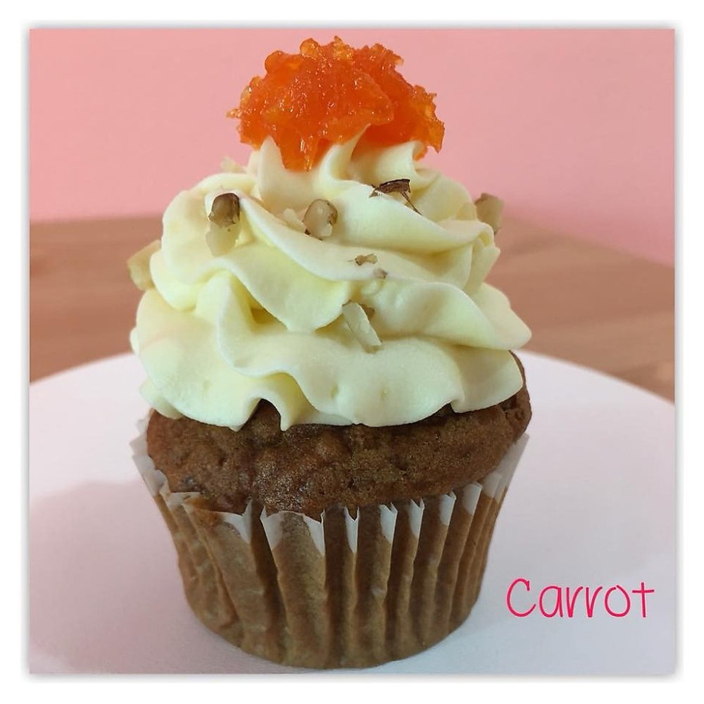 capcake carrot set 12 pc (delivery in 2 -3 day)