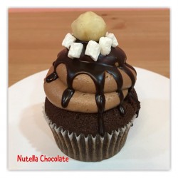 capcake nutella chocolate set 12 pc (delivery in 2 -3 day)