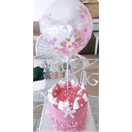  Celebration Cake 1100 g with Balloon – Elegant Floral Design Cakes - Foto 1