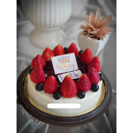  2‑Pound Strawberry & Blueberry Birthday Cake – Same‑Day Delivery Cakes - Foto 1