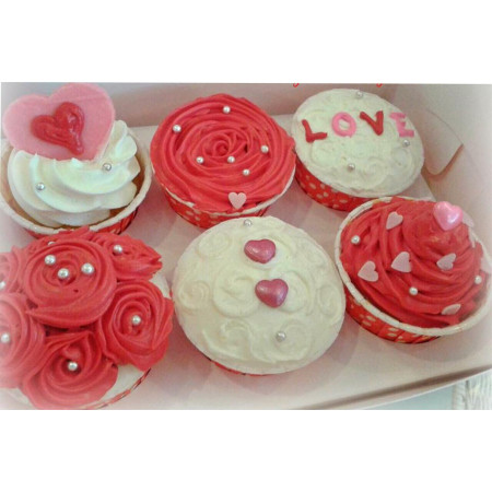 Lover Cupcake Gift Set 6 pcs – Romantic Sweet Treats in Pattaya Lover Cupcake Gift Set 6 pcs – Romantic Sweet Treats in Pattaya