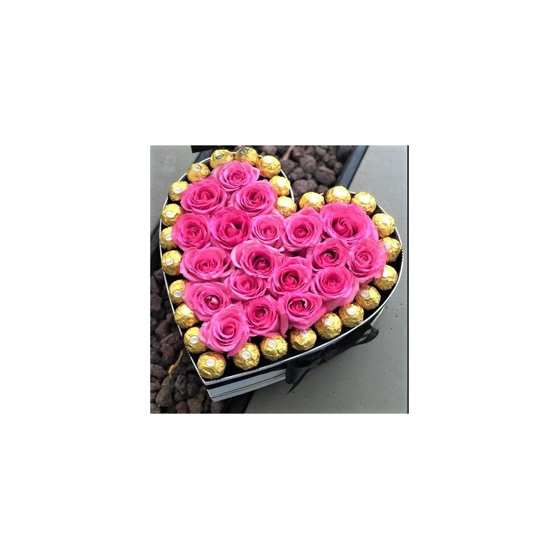 VALENTINE GIFT PINK ROSES FLOWERS WITH CHOCOLATE IN HEART IN BOX