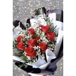 10 red roses flowers