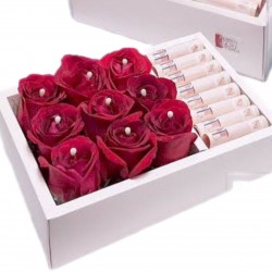 Rose money flower in box (7500 bth)
