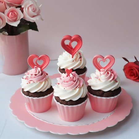 Lover Cupcake Gift Set 6 pcs – Romantic Sweet Treats in Pattaya Lover Cupcake Gift Set 6 pcs – Romantic Sweet Treats in Pattaya