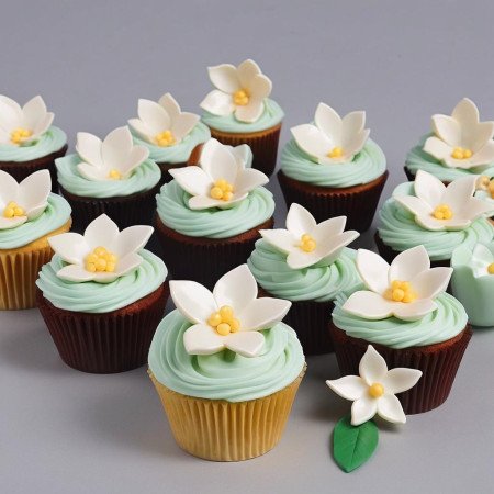 JASMINE FLOWER CAP CAKE SET 12pc