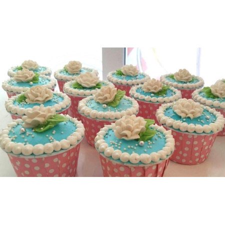 Jasmine Flower Cupcake Gift Set 12 pcs – Elegant Sweet Treats in Pattaya Jasmine Flower Cupcake Gift Set 12 pcs – Elegant Sweet 
