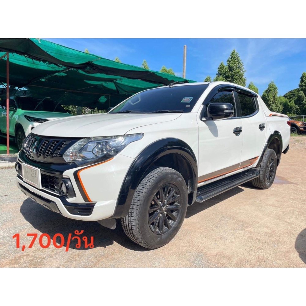 White Mitsubishi Triton Double Cab