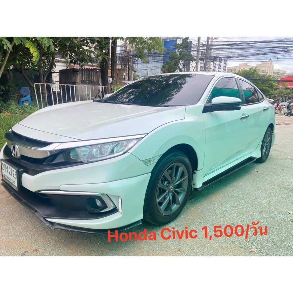 White Honda Civic sedan Pattaya