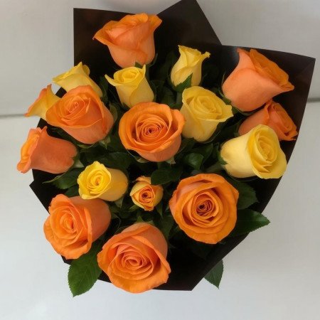 Golden Glow Roses | Vibrant Orange & Yellow Buketter