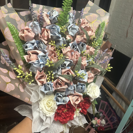 Money  bouquet 15000 bth - 7 Money Bouquet 15,000 bth - Regals de Sant ValentíSorprèn la teva persona estimada aquest Dia de San