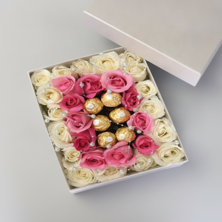 mix roses in box with chocolate - 5 巧克力盒中的玫瑰 | [您的品牌]