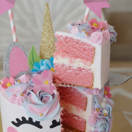 CAKE 1100 gram (3P delivery in 1-2 day) - 3 CAKE 1100g | Tuoreet kakut | 1-2 päivän toimitusHerkuttele CAKE 1100 gram -kakullamm