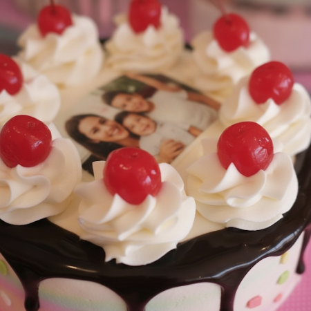 PHOTO ON CAKE 750  GRAM 2P (DELIVERY IN1- 2 DAY AFTER ORDER) - 2 Photo Cake 750g 2P | Cakes | Fast Delivery