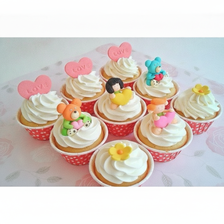 Love Dolls Cupcake Gift Set 9 pcs – Romantic Sweet Treats in Pattaya Love Dolls Cupcake Gift Set 9 pcs – Romantic Sweet Treats i