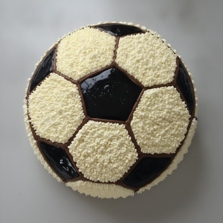  Football Cake 1500g – Sport Celebration Dessert in Pattaya Cakes - Foto 3