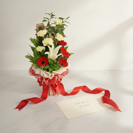  Rose & Lilies Bouquet – Elegant Mixed Flower Gift in Pattaya Bouquet of Flowers - Foto 5